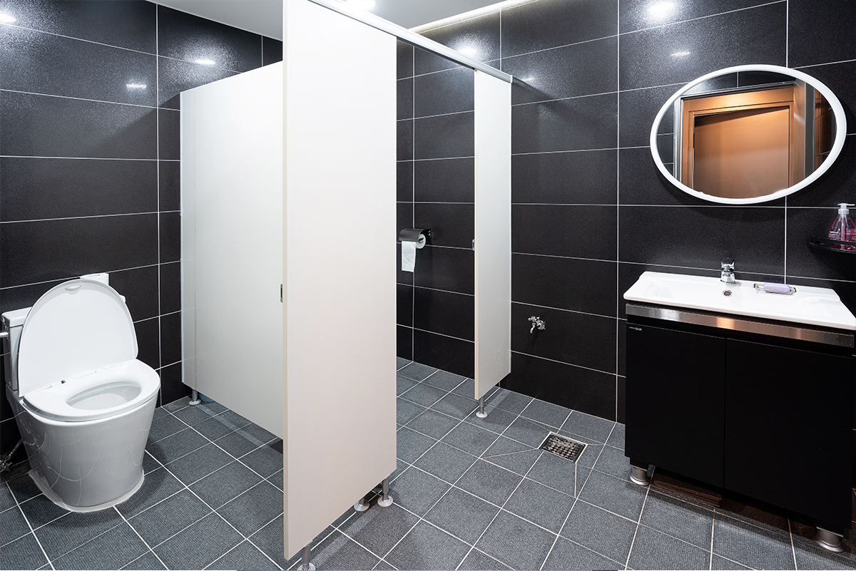 REST ROOM